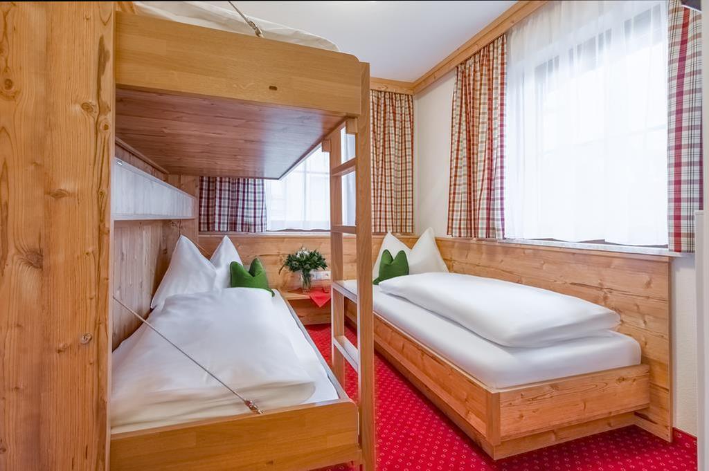 Pension Haus Am Dorfplatz Flachau Ngoại thất bức ảnh