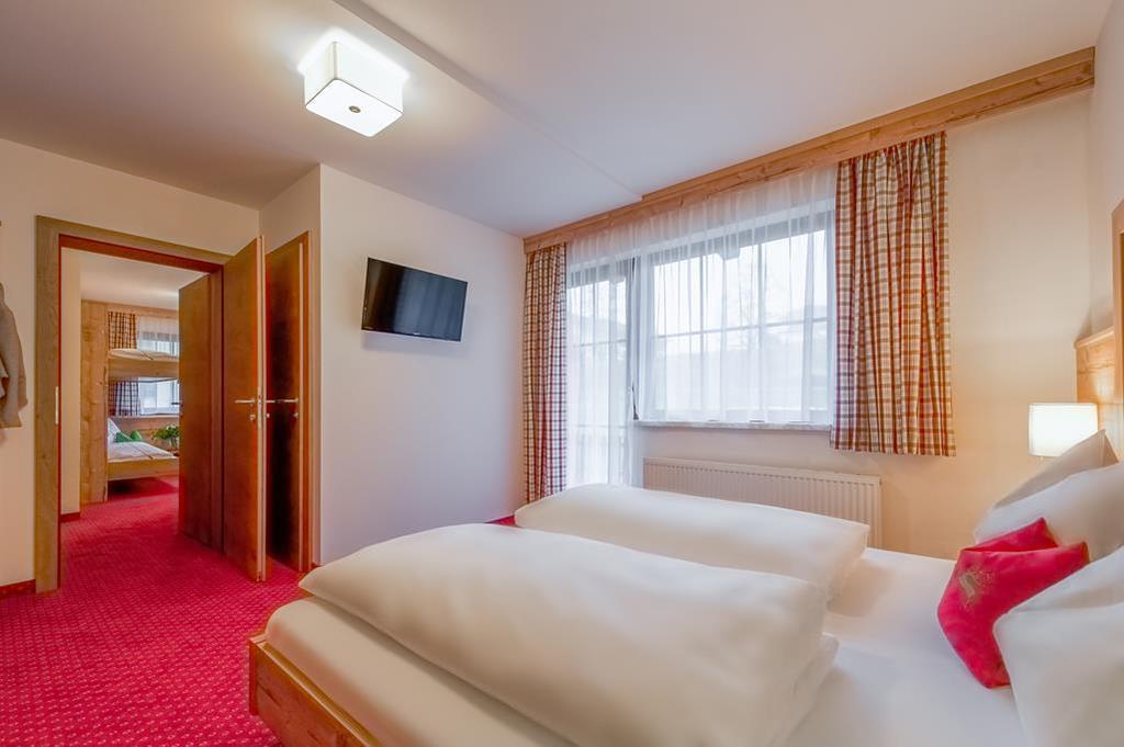 Pension Haus Am Dorfplatz Flachau Ngoại thất bức ảnh